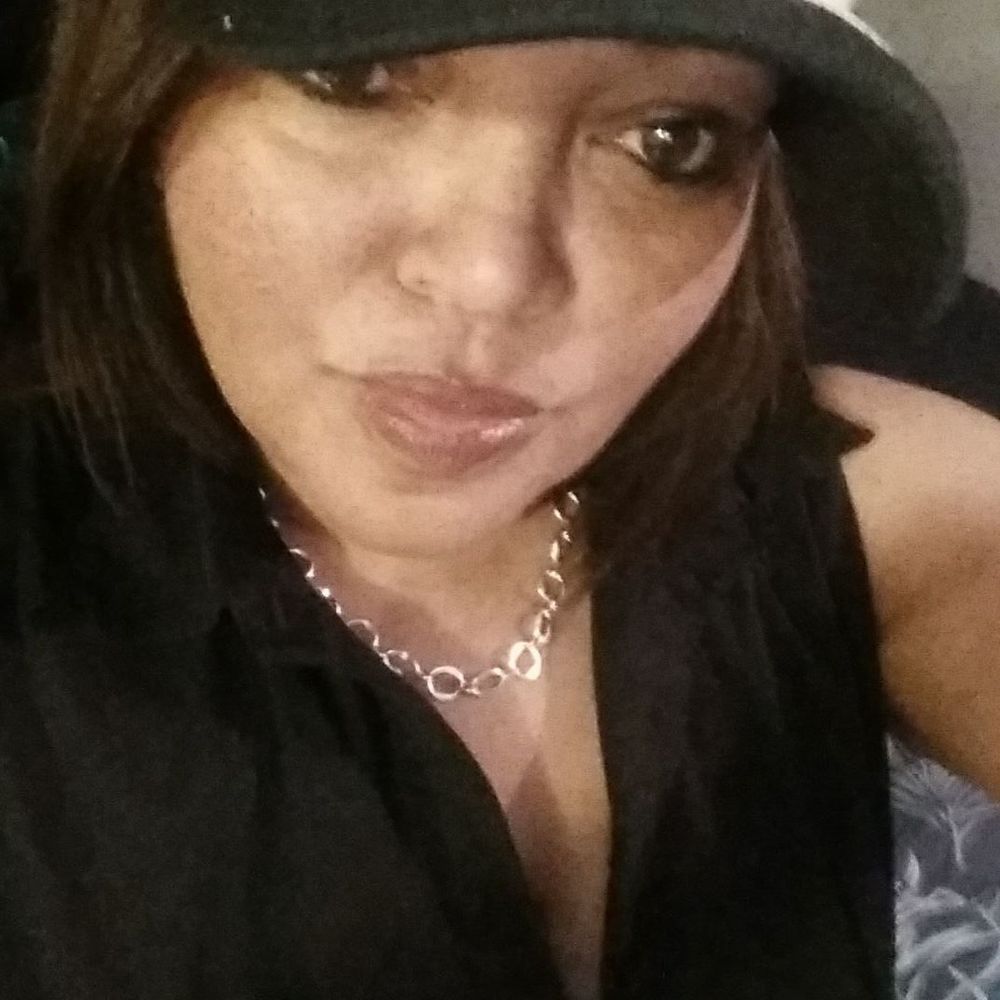 Meet your Posher, Victoria